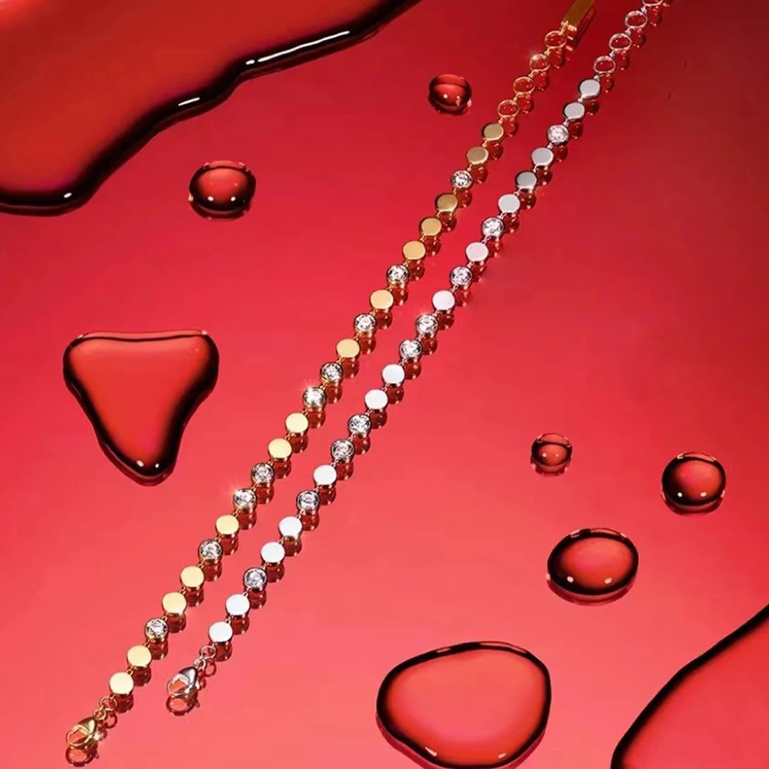 A bracelet resembling a stars