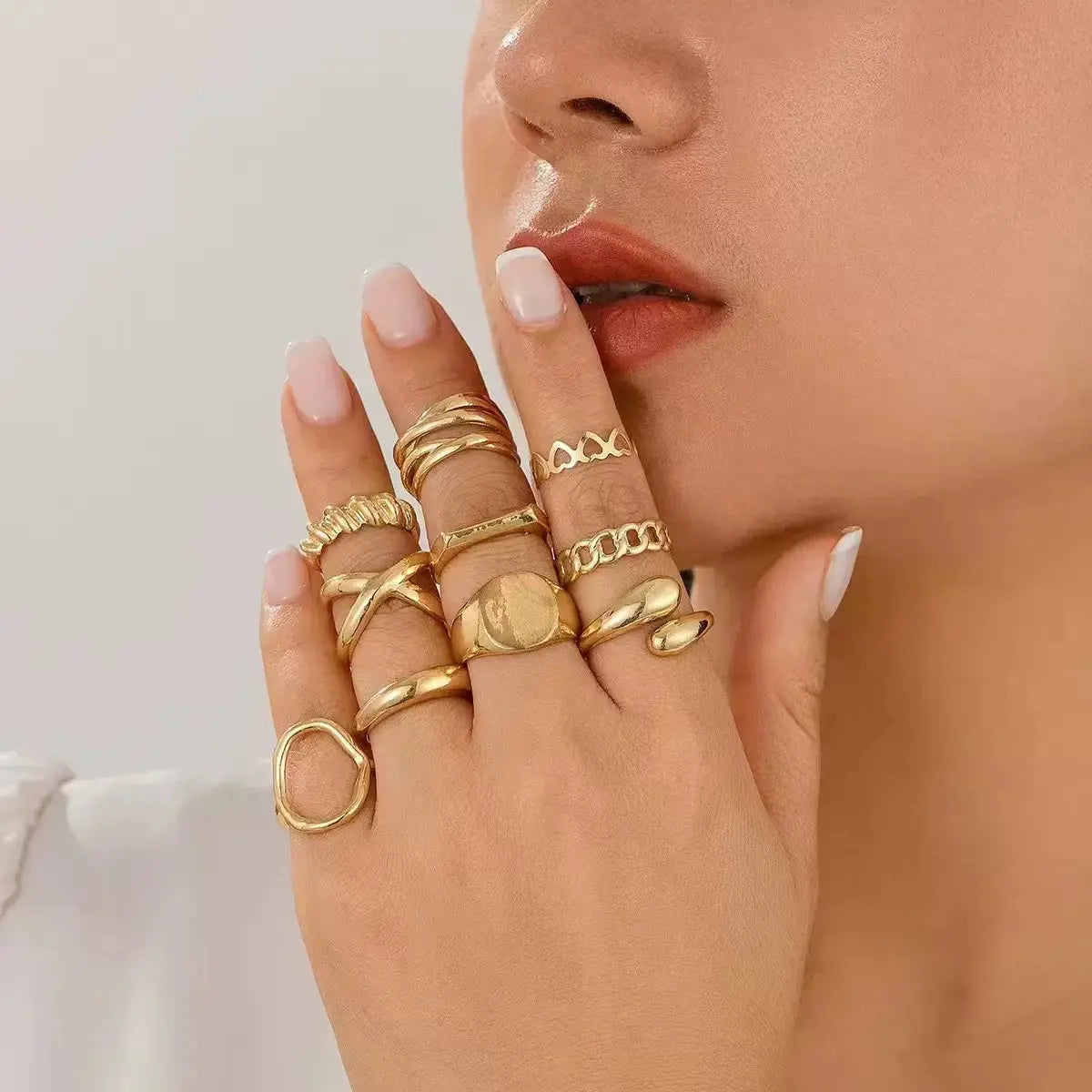 30 Piece Classic Women Stackable Rings With Water Diamonds - Aurellia
