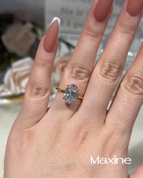 Aurellia Oval Solitaire Hidden Halo White Gold