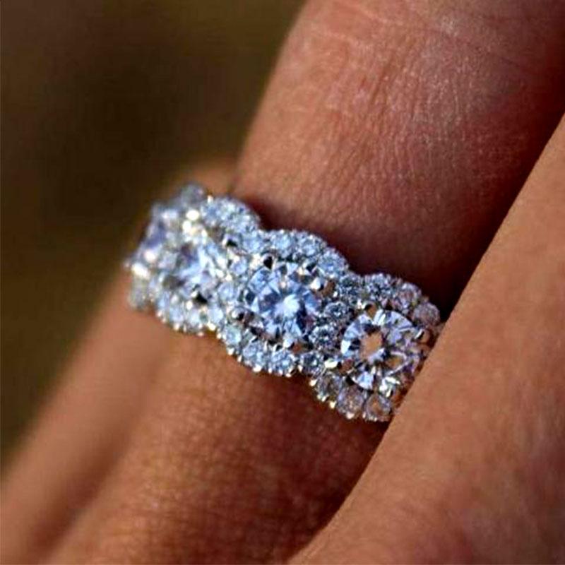 Aurellia Halo Five Stone Band Rose Gold