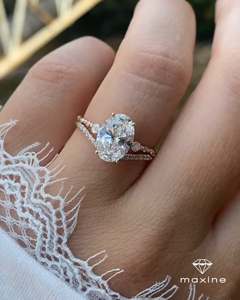 Aurellia Elegant Oval Set White Gold