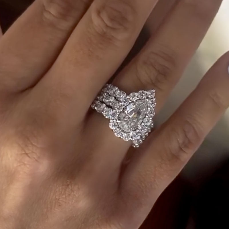 Aurellia Pear Halo 3PC Set Yellow Gold