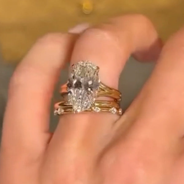 Aurellia Oval Split Shank 3PC Set Yellow Gold