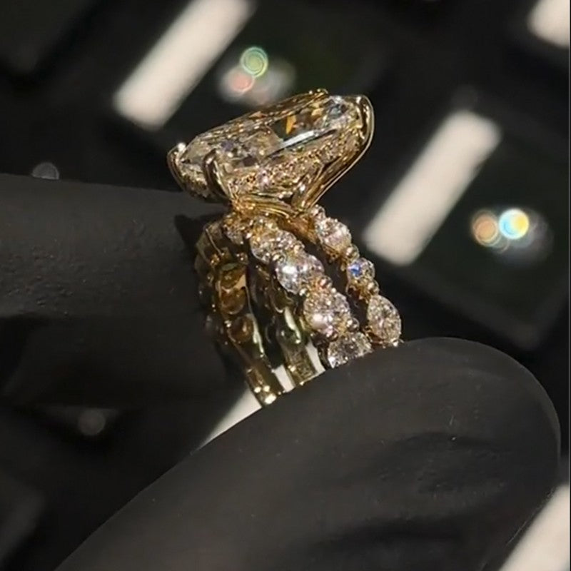 Aurellia Cushion Classic Band Set White Gold