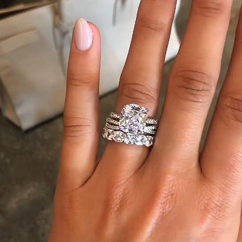 Aurellia Cushion Criss Cross 3PC Set White Gold