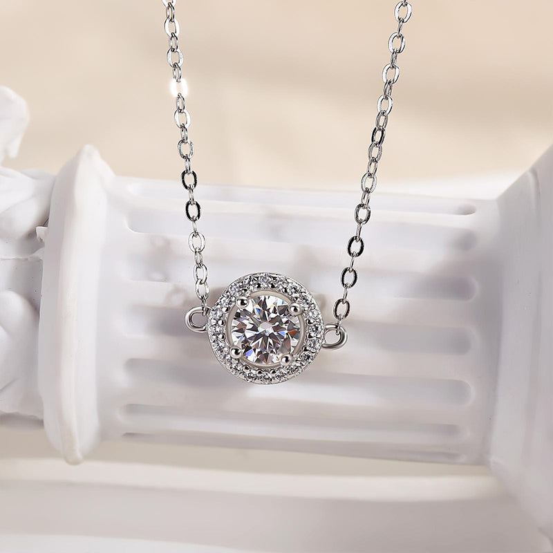 Aurellia Moissanite Excellent Halo White Gold