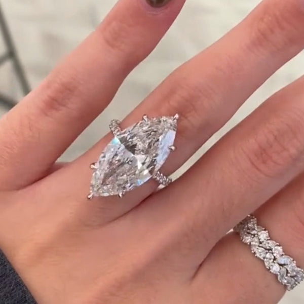 Aurellia Marquise Travel Ring White Gold