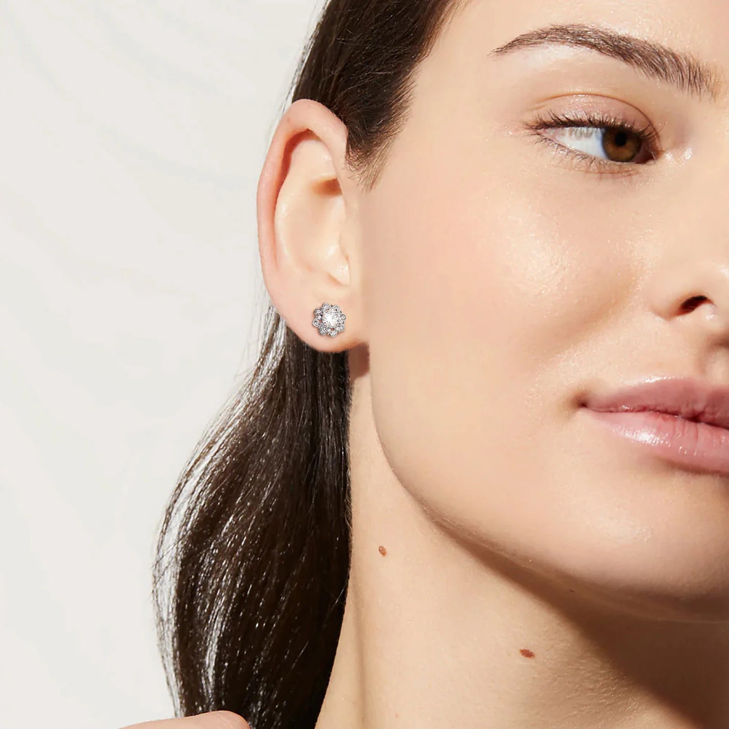 Aurellia Jewelry 1 ct VVS Moissanite Stud Earrings – 925 Sterling Silver