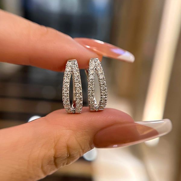 1.0Ct Moissanite Noble U-shaped Round Cut Earrings