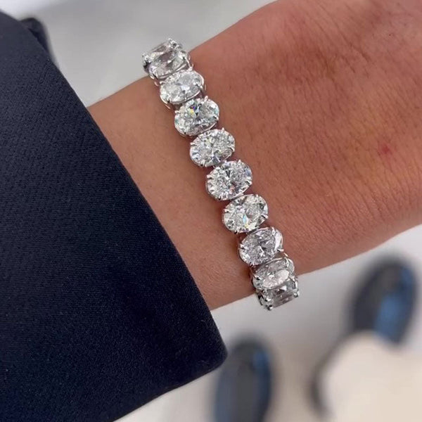 Aurellia Oval Luxe Bracelet White Gold